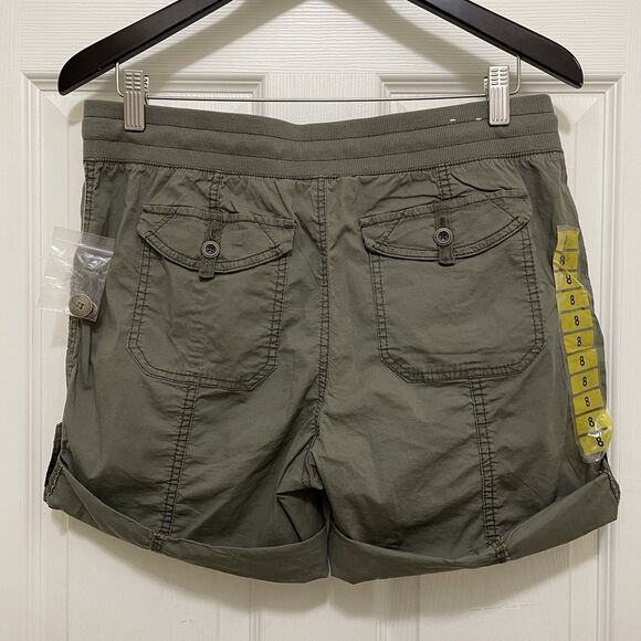 NEW Khakis & Company Roll Tab Khaki Bermuda Shorts Army Green 7" Inseam Sz 8 - Picture 4 of 10